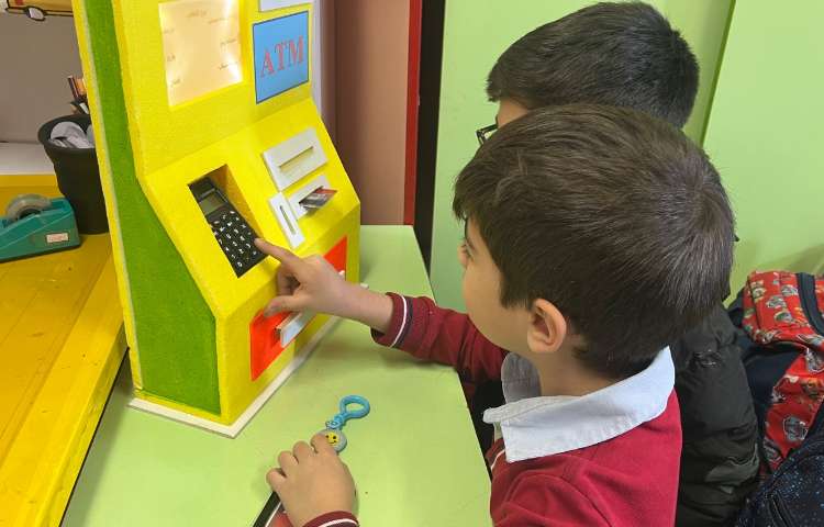 آشنایی با دستگاه خودپرداز