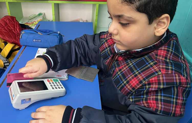 آشنایی با دستگاه کارتخوان و قوانین استفاده از آن 3