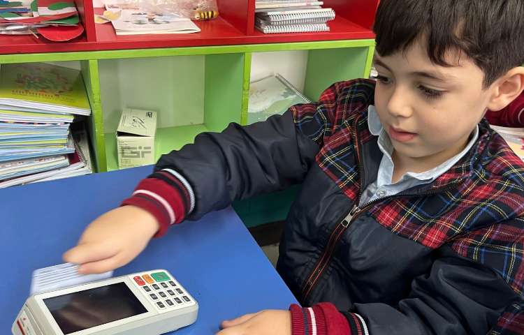 آشنایی با دستگاه کارتخوان و قوانین استفاده از آن 4