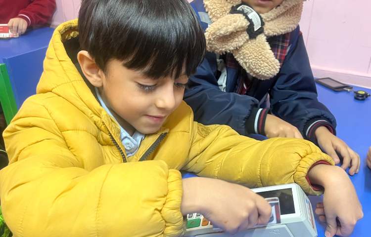 آشنایی با دستگاه کارتخوان و قوانین استفاده از آن 4