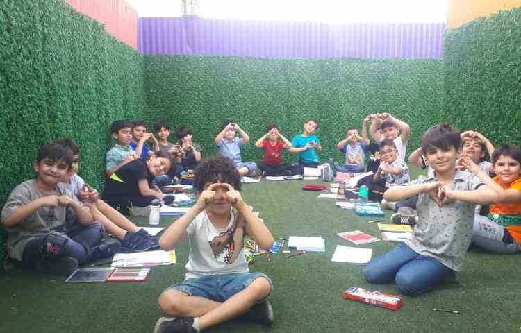 آشنایی با دوست داشتنی ها در کلاس زبان زرافه 5