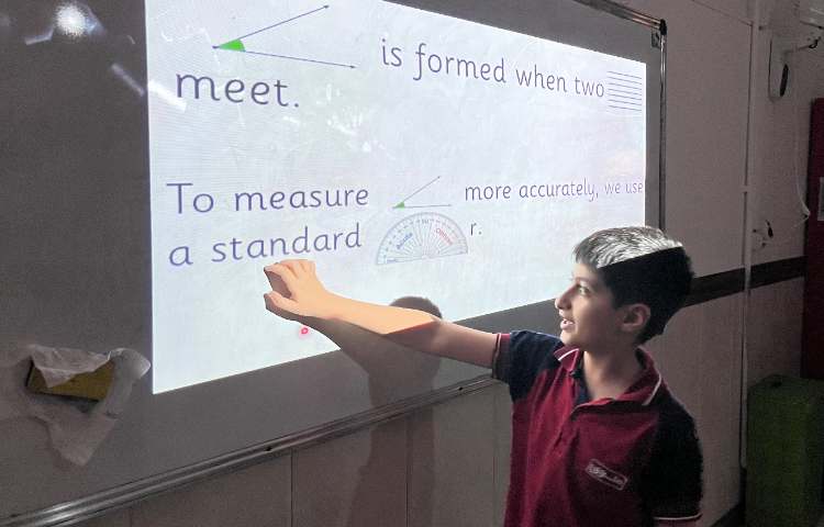 آشنایی با زوایا-زنگ Math 1