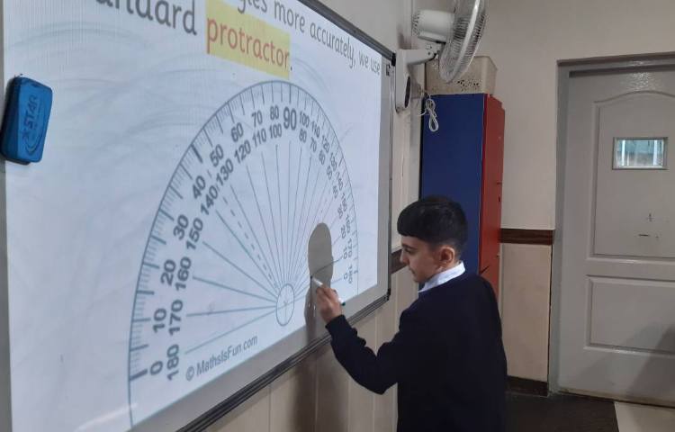آشنایی با زوایا-زنگ Math 1