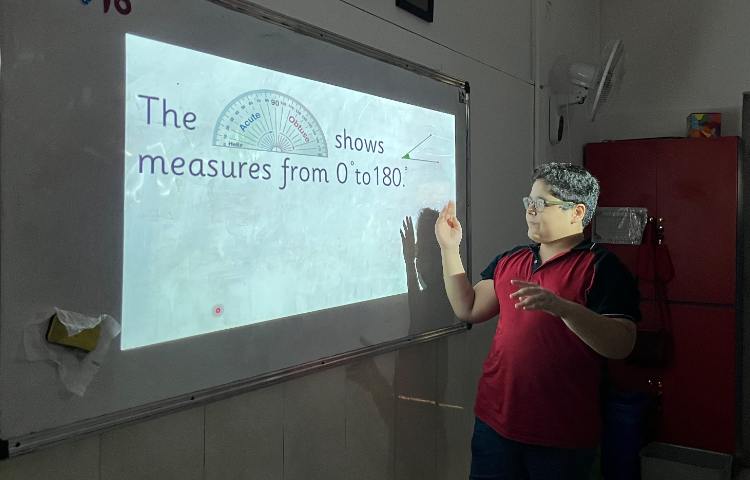 آشنایی با زوایا-زنگ Math