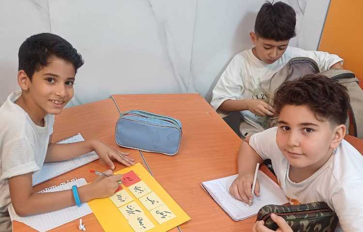 آشنایی با شعر و مفهوم ردیف و قافیه 3