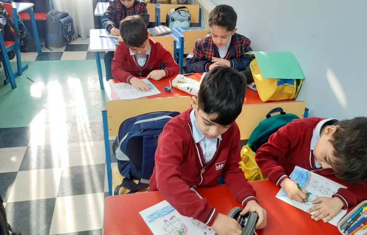 آشنایی با شهر ساری و درست کردن کاردستی مربوط به آن 3