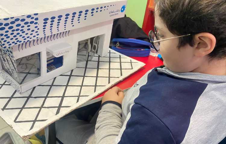 آشنایی با فعالیت های تخصصی بانک ها 6