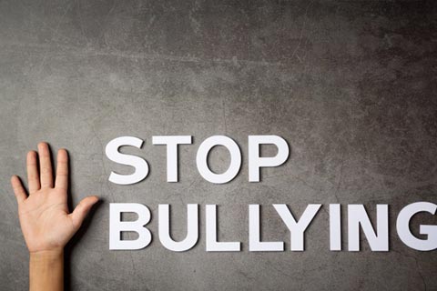 راهکارهای مقابله با قلدری سایبری