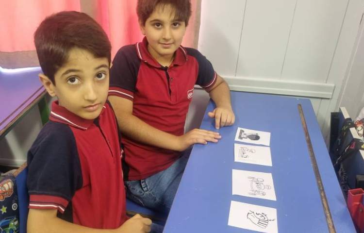 آشنایی با قوانین کلاسی با استفاده از تصاویر و هوش مصنوعی 1