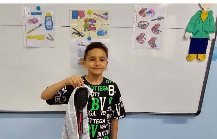 آشنایی با لوازم بهداشتی و شخصی 8