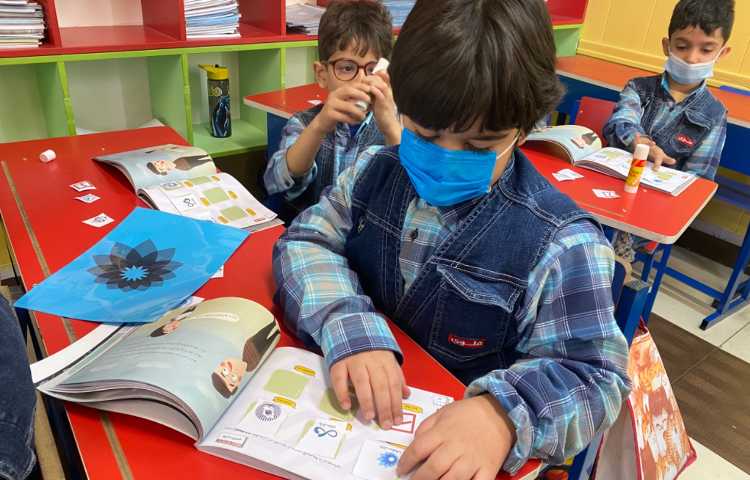 :آشنایی با لوگوی بانکها، کلاس انگور 5