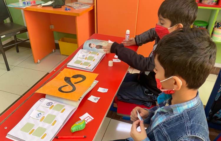 :آشنایی با لوگوی بانک ها از طریق بازی لوگو رو بشناس، کلاس گیلاس 2