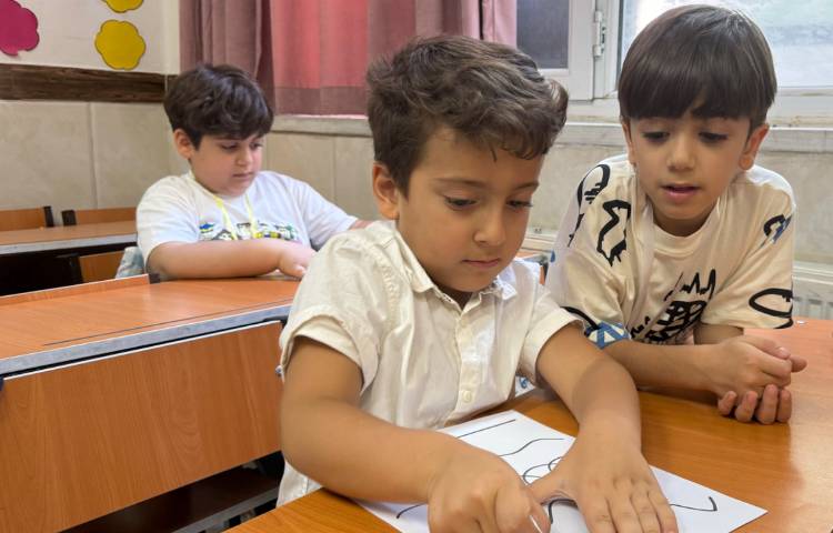 آشنایی با مداد و نحوه گرفتن در دست 3