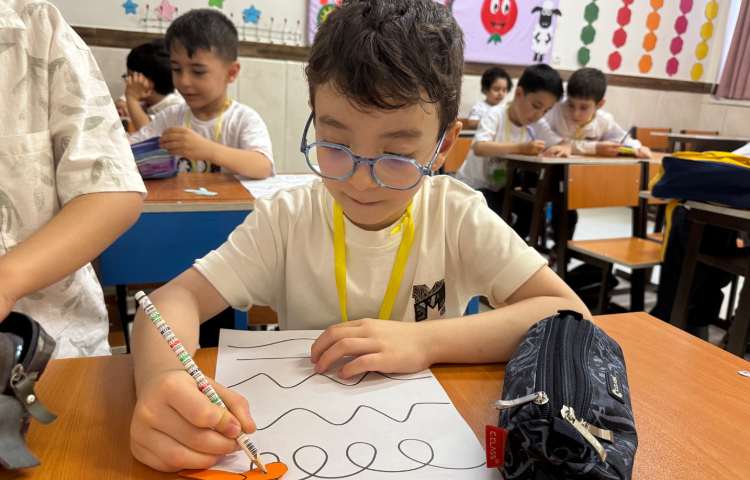 آشنایی با مداد و نحوه گرفتن در دست 4