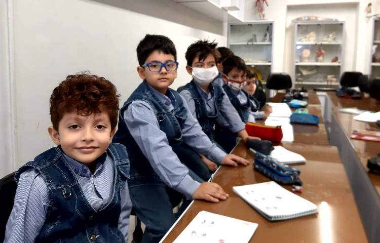 آشنایی با مفهوم دستگاه های ورودی و خروجی کامپیوتر 2