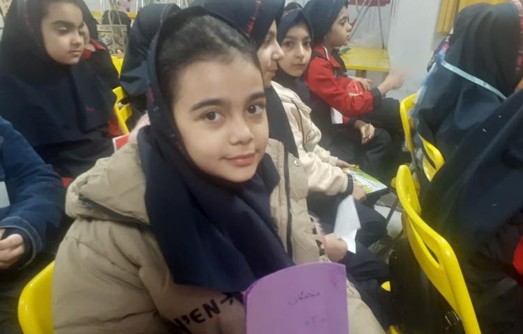 آشنایی با نویسندگان 10