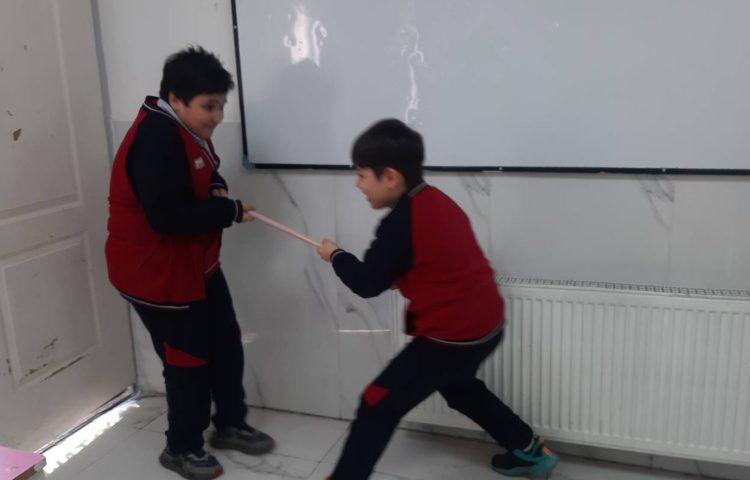 آشنایی با نیرو (هل دادن،کشیدن) 5