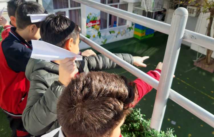 آشنایی با نیرو (هل دادن،کشیدن) 8