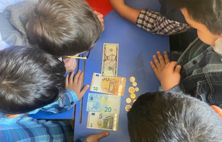 :آشنایی با واحد پول کشورهای مختلف، کلاس مریخ 1