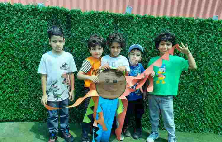 آشنایی با وسایل شخصی و کار با قیچی 5