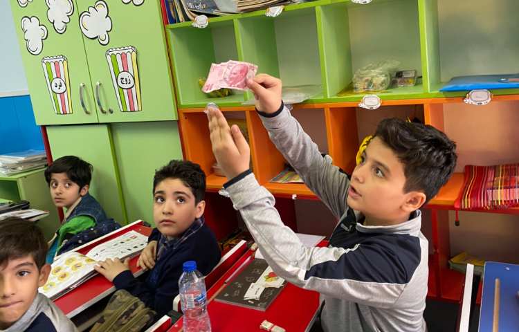 آشنایی با پول های خارجی و مدیریت هزینه ها 3