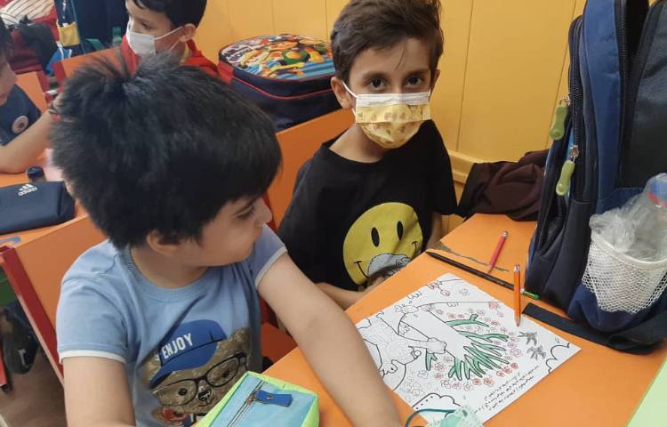 :آشنایی با چهار فصل و پوشش درختان و میوه آنها در هر فصل،پوشاک مناسب،کلاس توت فرنگی 5