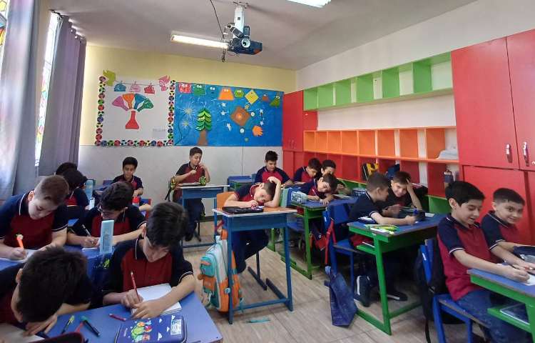 آغاز سال تحصیلی جدید 48