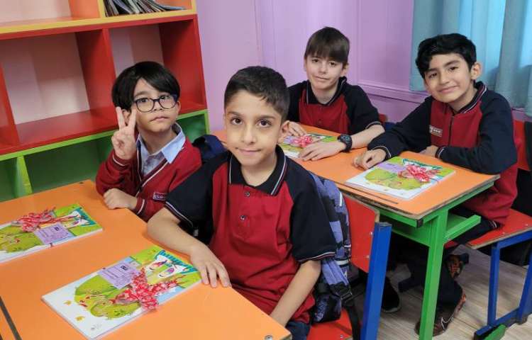 آغاز سال تحصیلی 42