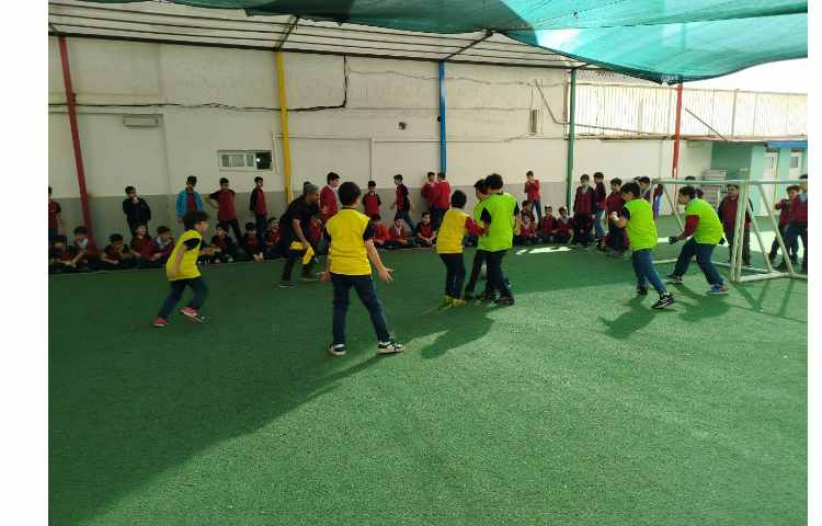 آغاز مسابقات ورزشی درون مدرسه ای به مناسبت روز دانش آموز 7