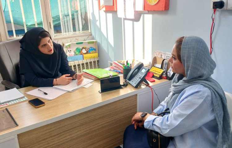 آغاز ملاقات‌های فردی آموزگاران و اولیا 4