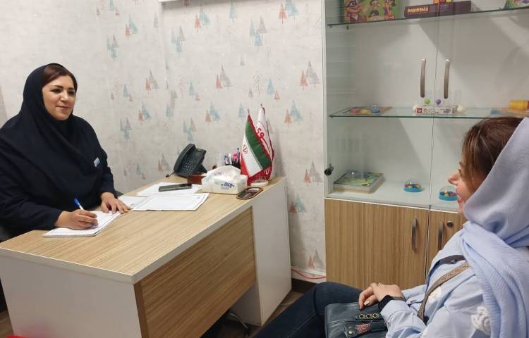 آغاز ملاقات‌های فردی آموزگاران و اولیا 5