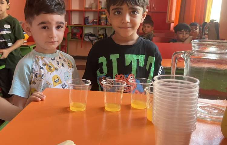 آماده سازی بستنی یخی و زنگ استقلال من 6