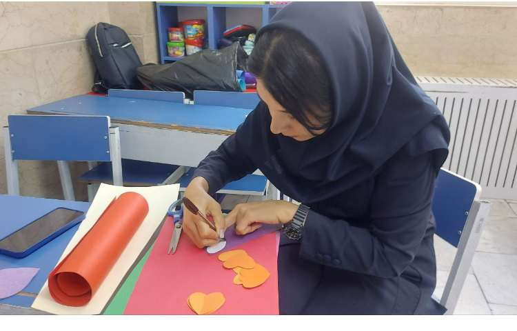 آماده سازی و تزیینات کلاسی برای اول مهر 10