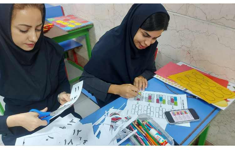 آماده سازی و تزیینات کلاسی برای اول مهر 2