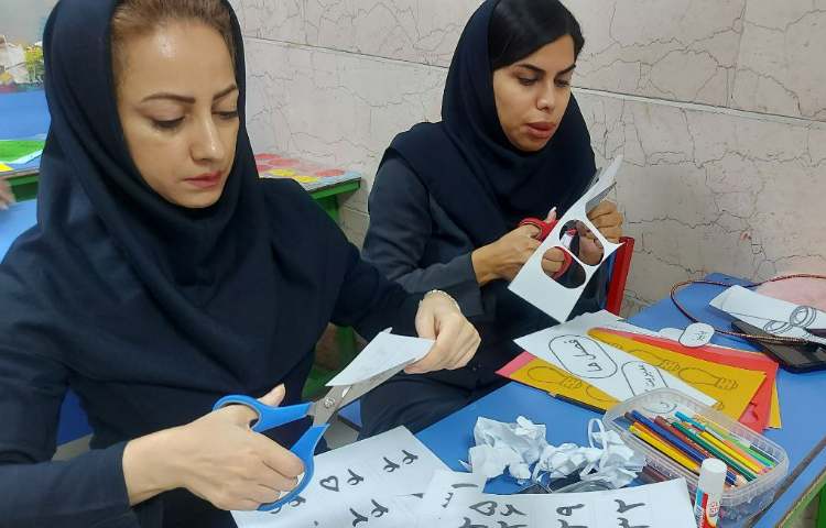 آماده سازی و تزیینات کلاسی برای اول مهر 8