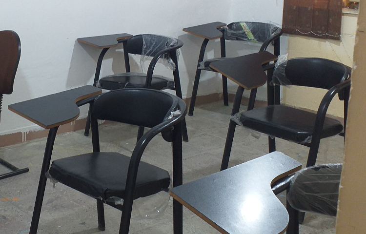 کلاس آموزشگاه علمی نور گستر امیدیه