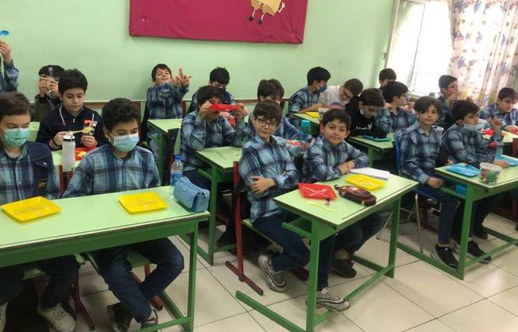 آموزش آداب رفتار غذا خوردن پایه چهارم و پنجم 4