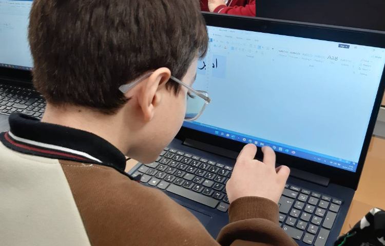 آموزش ابزار Bold,Italic,Underline و همچنین ابزارهای کپی کردن و بریدن متن 3