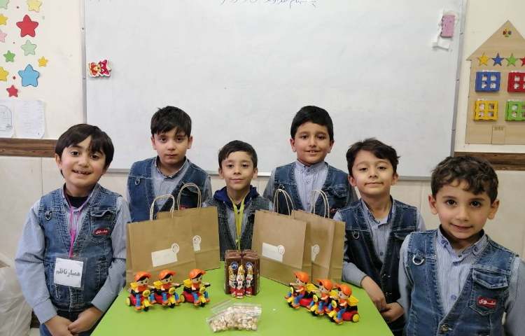 آموزش ُ استثنا و اهدای یادگاری توسط آرتام جان