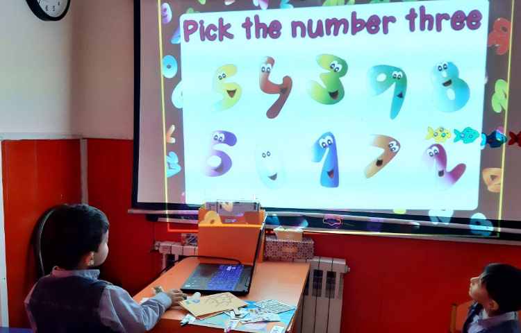 آموزش اعداد همراه با بازی آنلاین 2