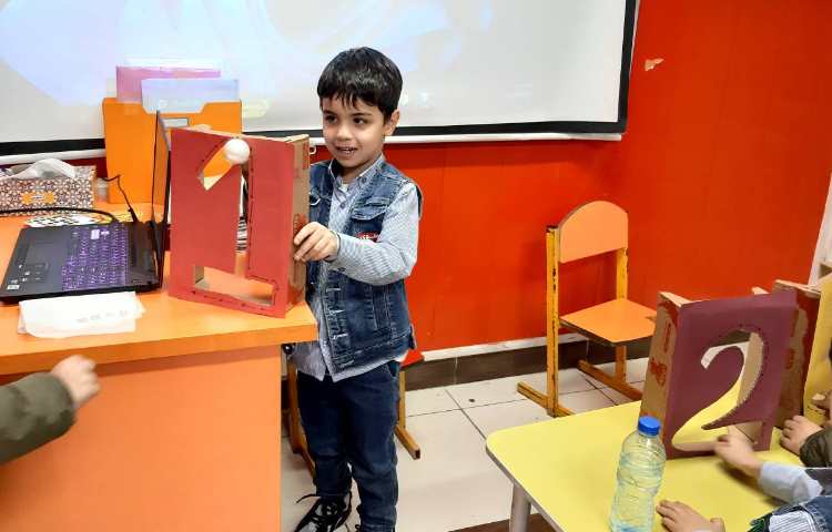 آموزش اعداد همراه با بازی 5