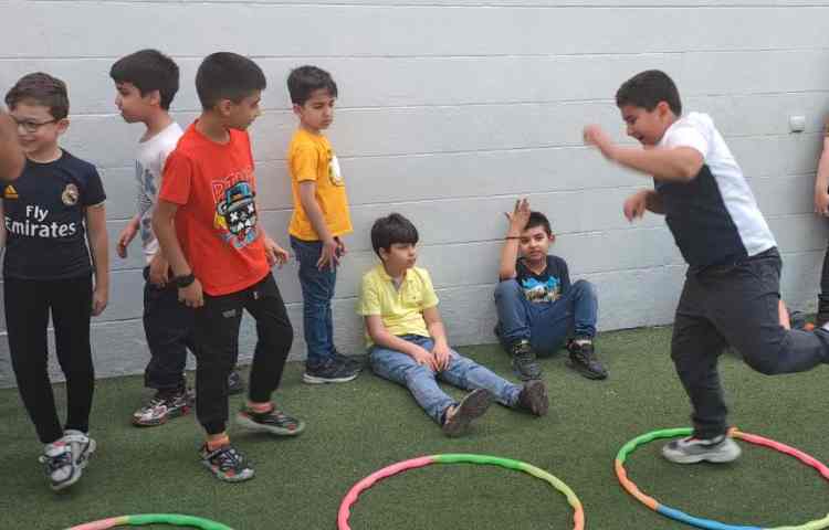 آموزش الگوی عددی و شکلی همراه با دست ورزی و بازی لی لی و تاس 3