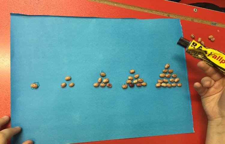 آموزش الگوی مثلثی و مربعی 4