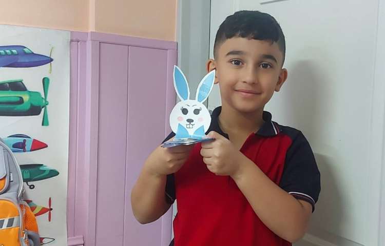 آموزش الگو های عددی با استفاده از روش یادگیری فعال با تکیه بر هوش بدنی جنبشی