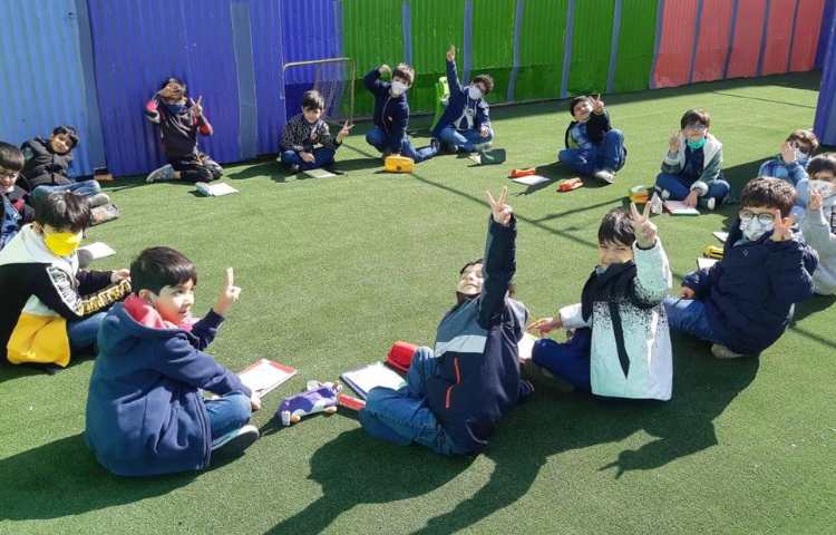 آموزش املای فارسی در کلاس بدون دیوار 4