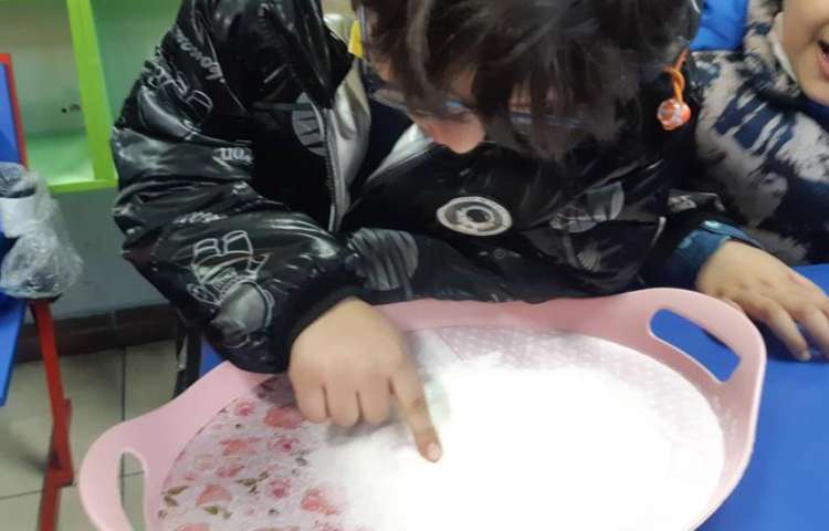 آموزش املای فضایی و نمکی در پایه اول دبستان 2