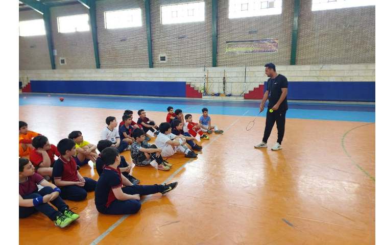 آموزش بدمینتون سوم 2 1