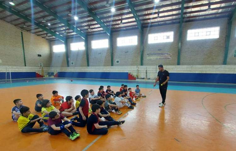 آموزش بدمینتون سوم 2 6