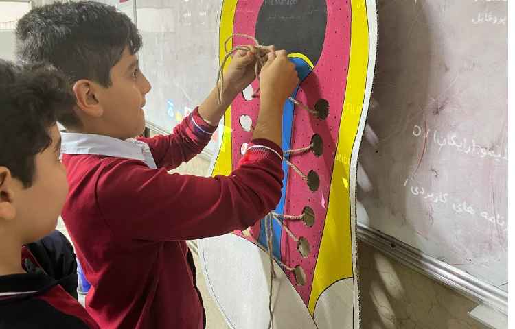 آموزش بستن کفش مهارت زندگی 4