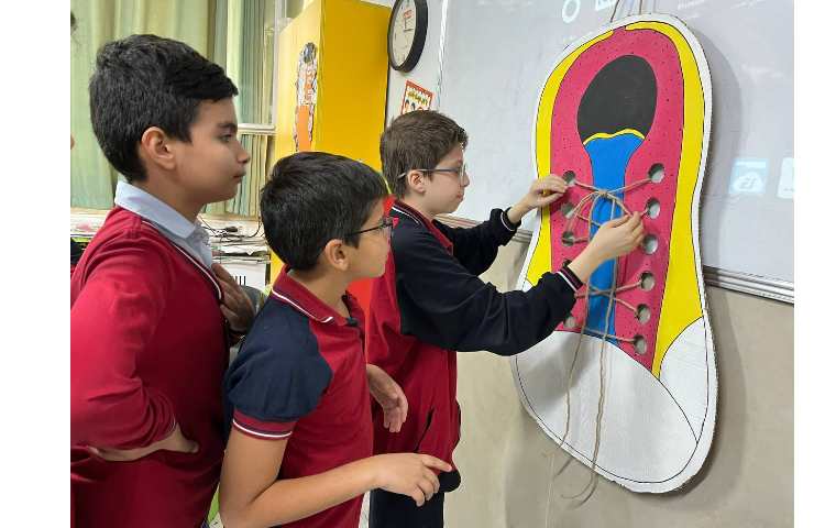 آموزش بستن کفش مهارت زندگی 5